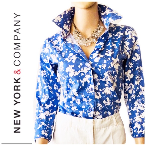 New York & Company Tops - 💙 New York & Company Blue Print Shirt